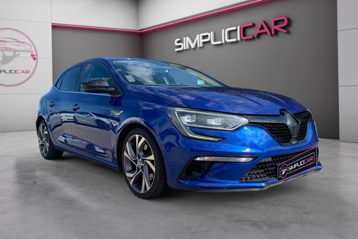 RENAULT MEGANE IV BERLINE