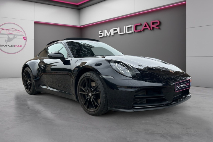 PORSCHE 911 CARRERA COUPE 992