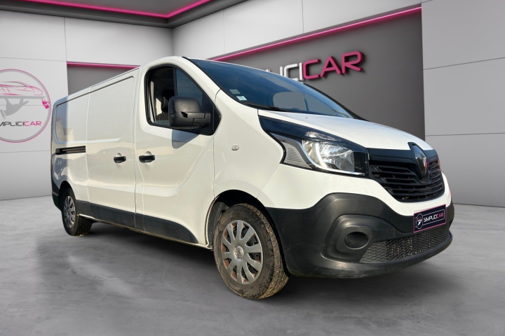 RENAULT TRAFIC FOURGON