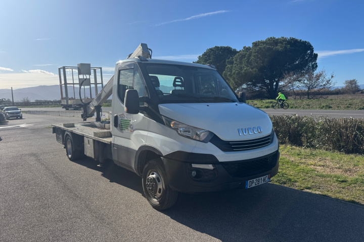 IVECO DAILY CHASSIS CABINE