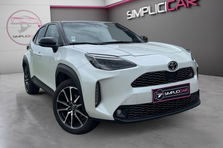 TOYOTA YARIS CROSS HYBRIDE MY22