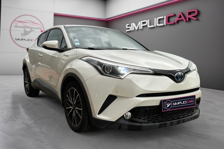 TOYOTA C-HR HYBRIDE