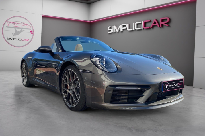 PORSCHE 911 CARRERA CABRIOLET 992