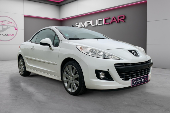 PEUGEOT 207 CC