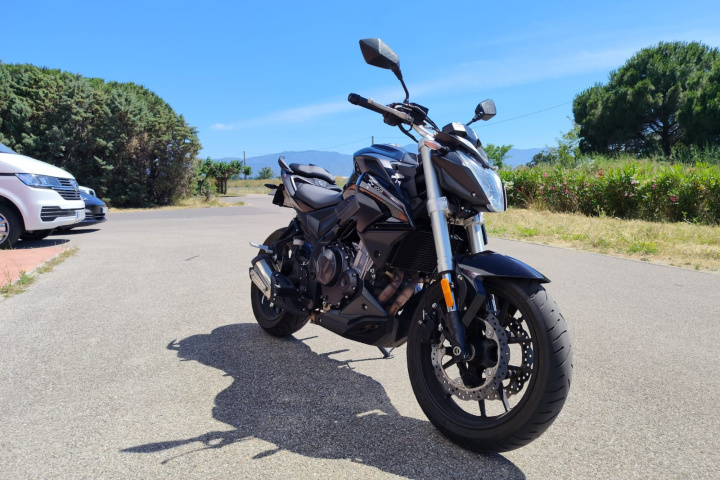 VOGE 500 R