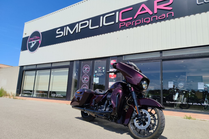 HARLEY DAVIDSON CVO STREET GLIDE