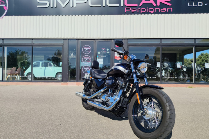 HARLEY DAVIDSON Sporster XL 1200 C